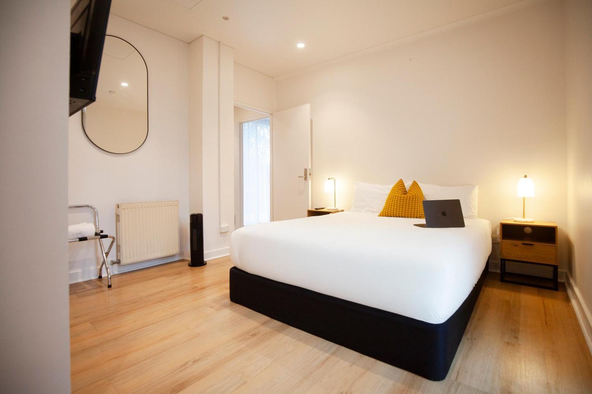 Little Drifter North Melbourne Hostel ภายนอก รูปภาพ